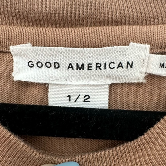 Good American Essential Long Sleeve Crewneck Top Putty Brown size 1/2 small S/M - Picture 6 of 12